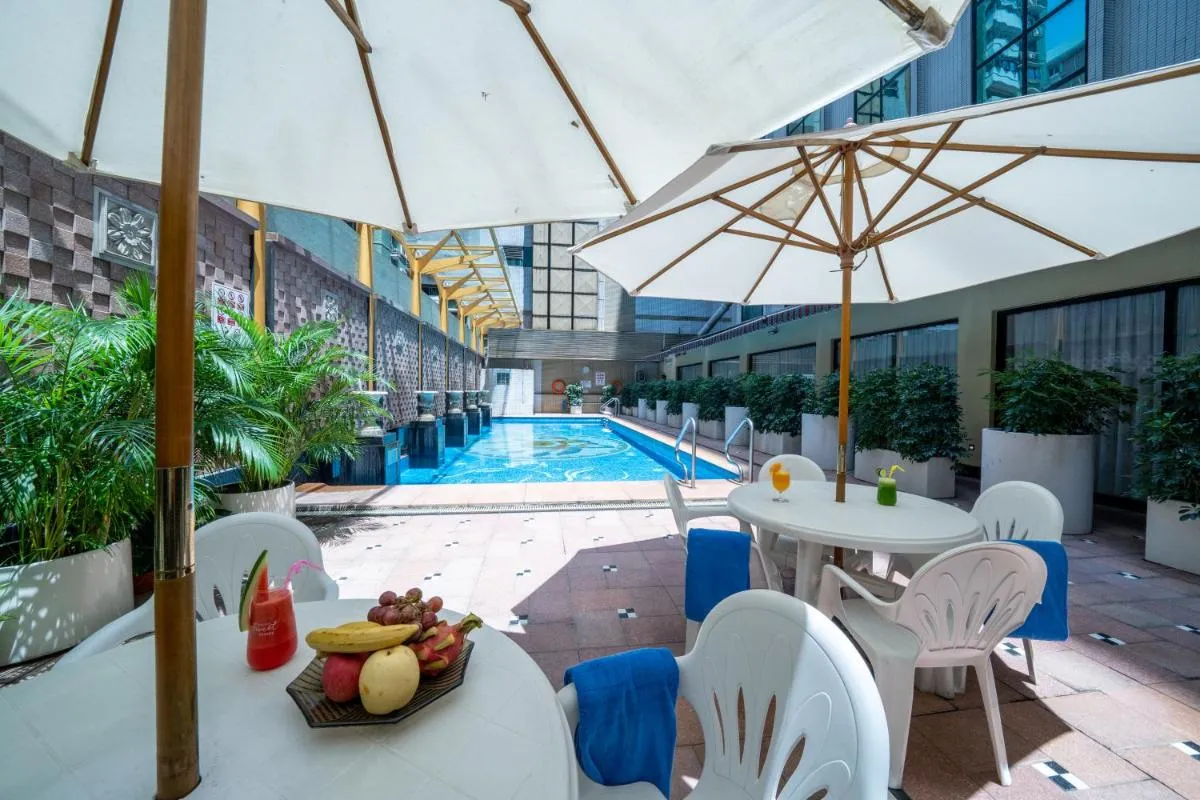 Image 3 of Hotel Golden Dragon