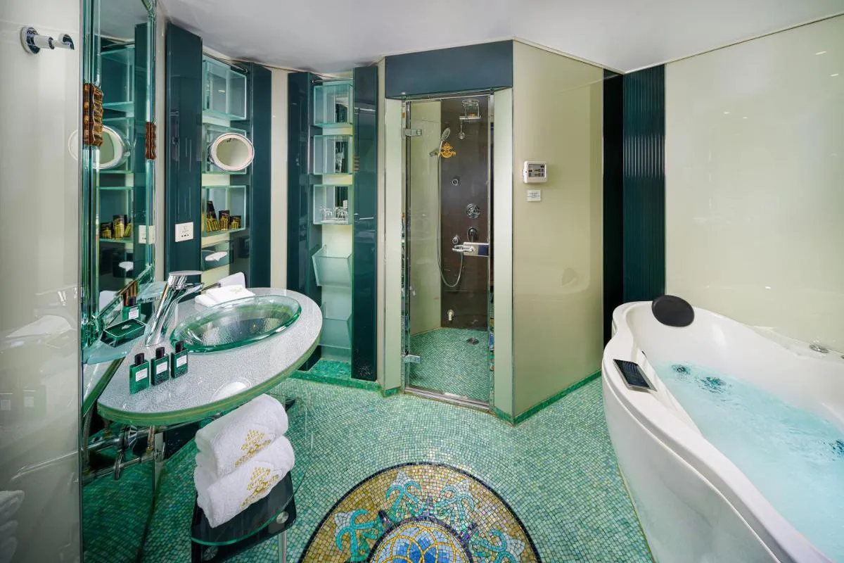 Image 2 of Hotel Lisboa