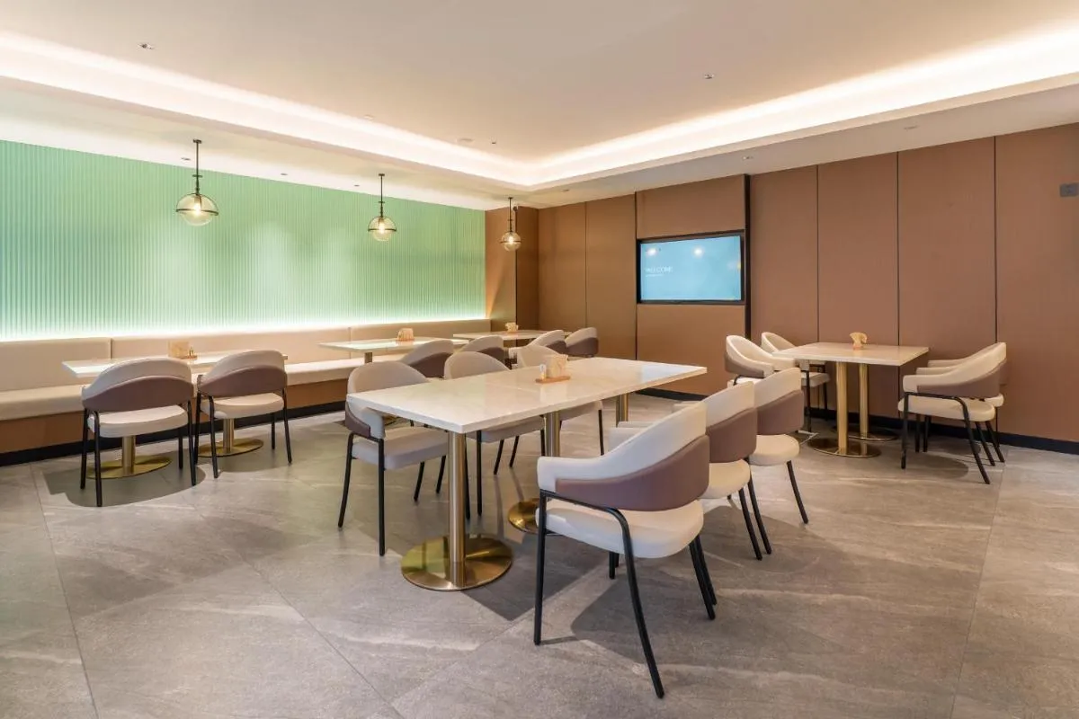 Image 3 of Atour X Hotel Zhuhai Gongbei Port High Speed Railway Station
