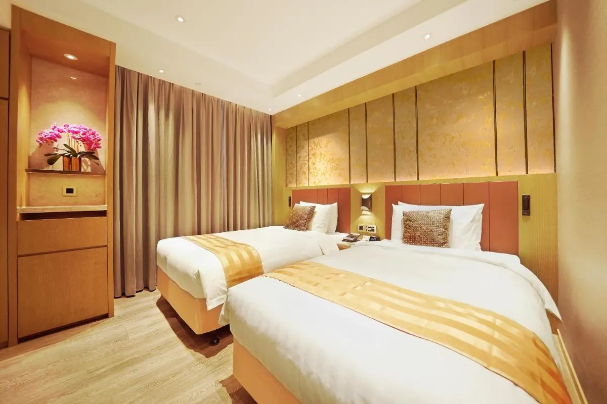 Image 1 of Grand Dragon Hotel