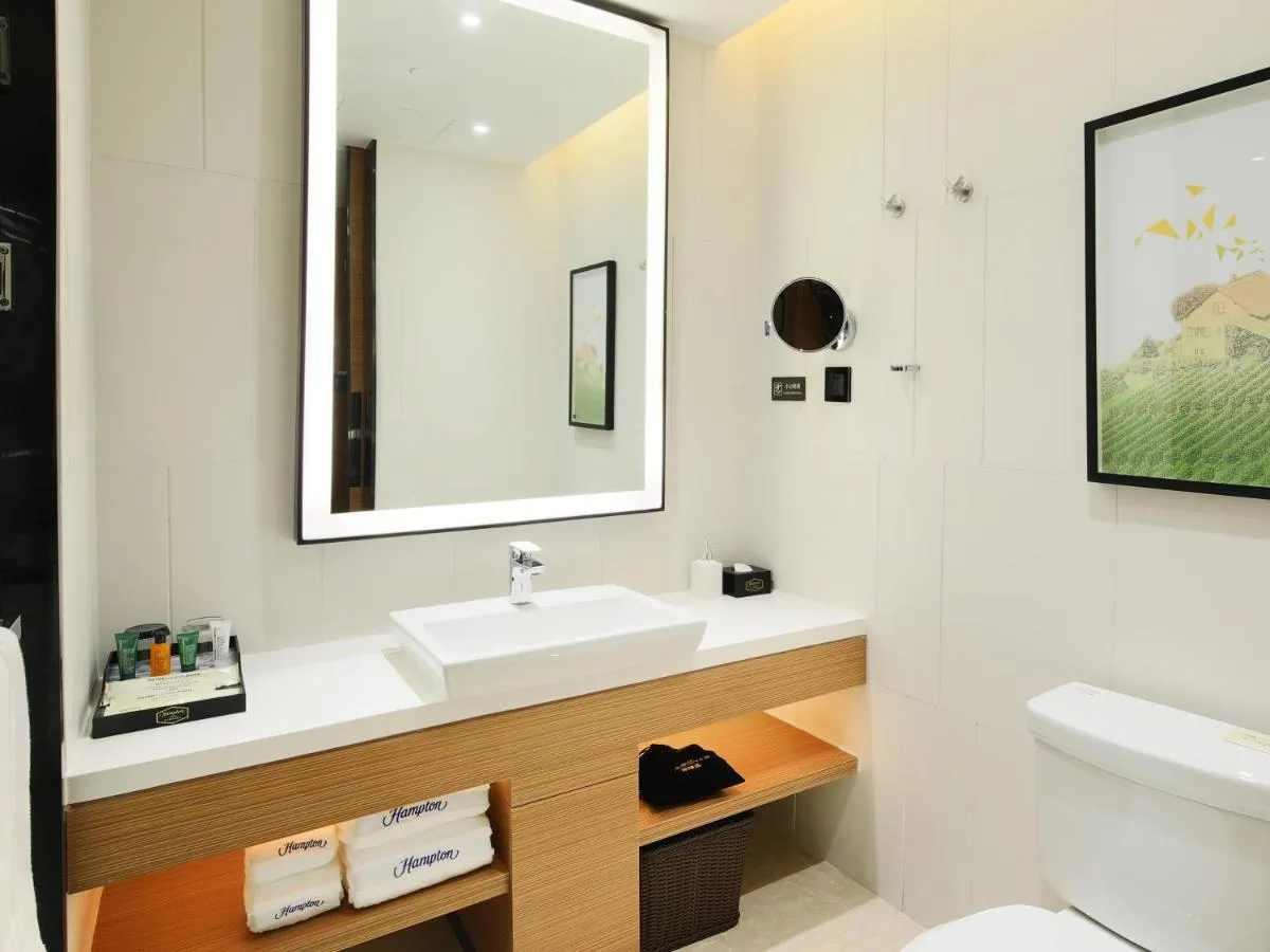 Image 3 of Hampton by Hilton Zhuhai Cheng Feng Plaza