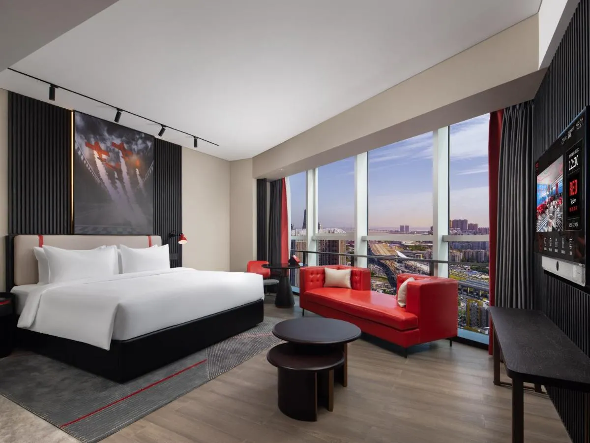 Image 5 of Radisson RED Hotel Zhuhai Gongbei Port