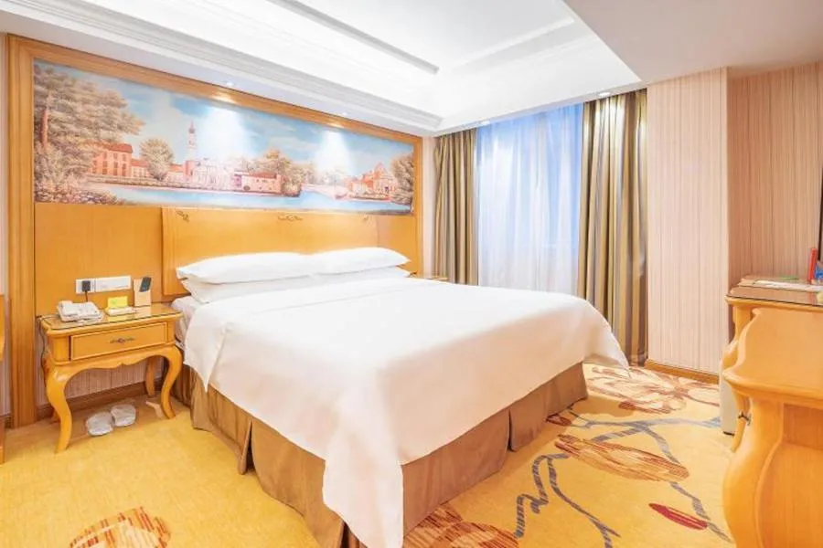 Image 1 of Vienna Hotel Guangdong Zhongshan Tanzhou