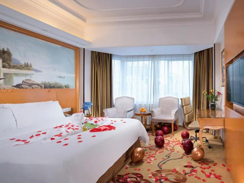 Image 4 of Vienna International Hotel Zhuhai Golden Phoenix