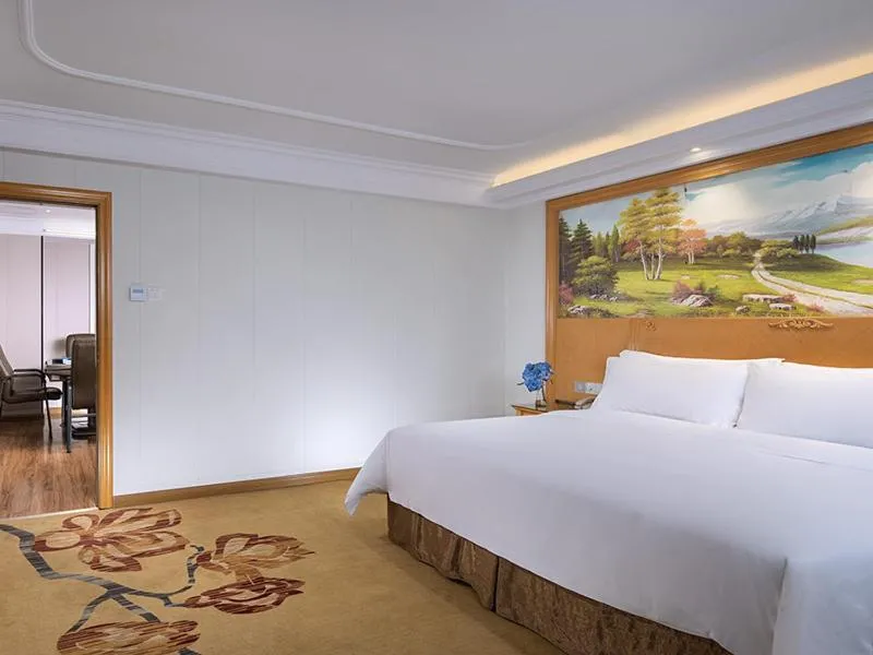 Image 6 of Vienna International Hotel Zhuhai Golden Phoenix