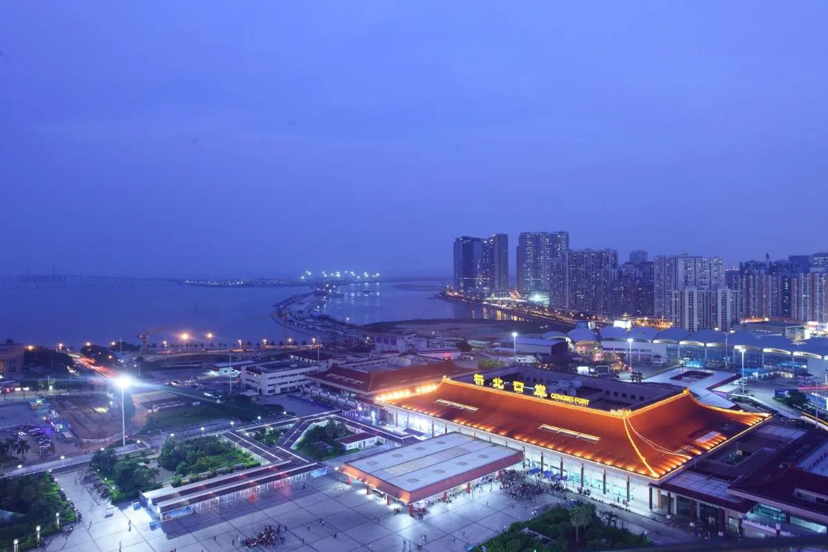Image 5 of Zhuhai Charming Holiday Hotel-Free Welcome Fruit Plate