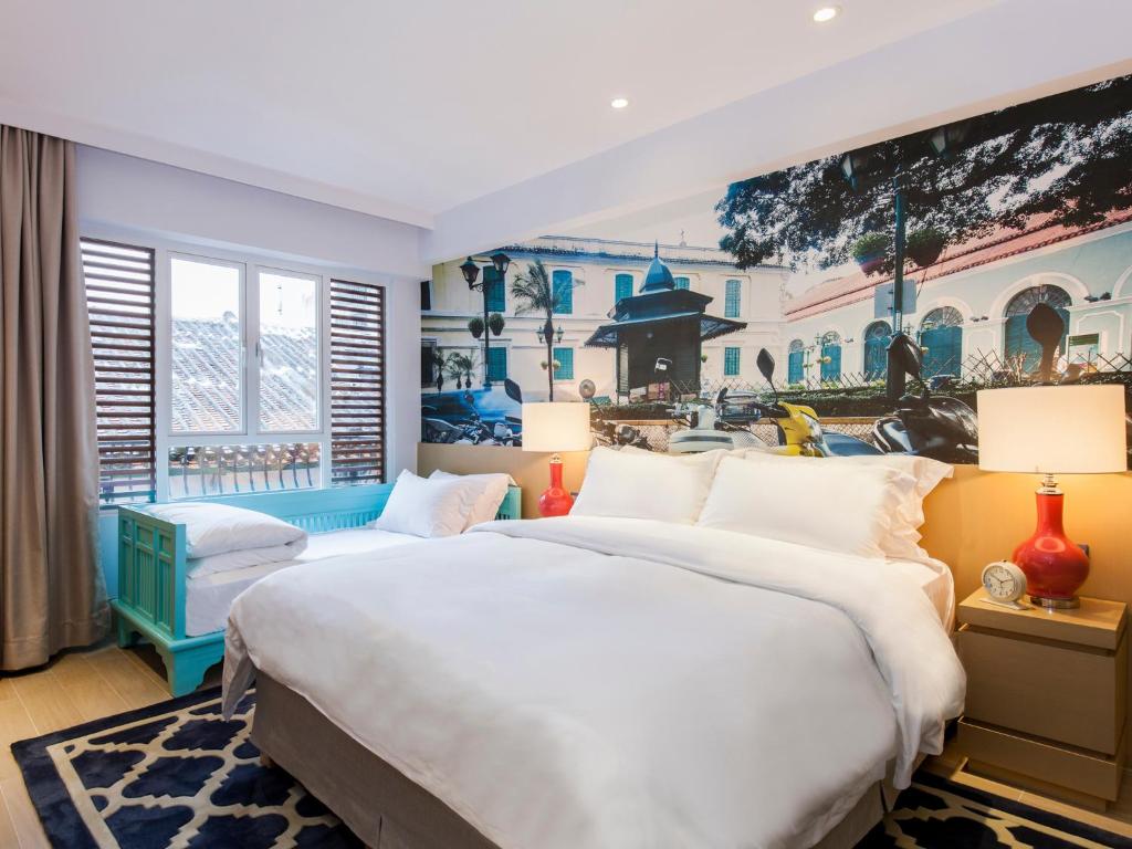 Image of Caravel Hotel