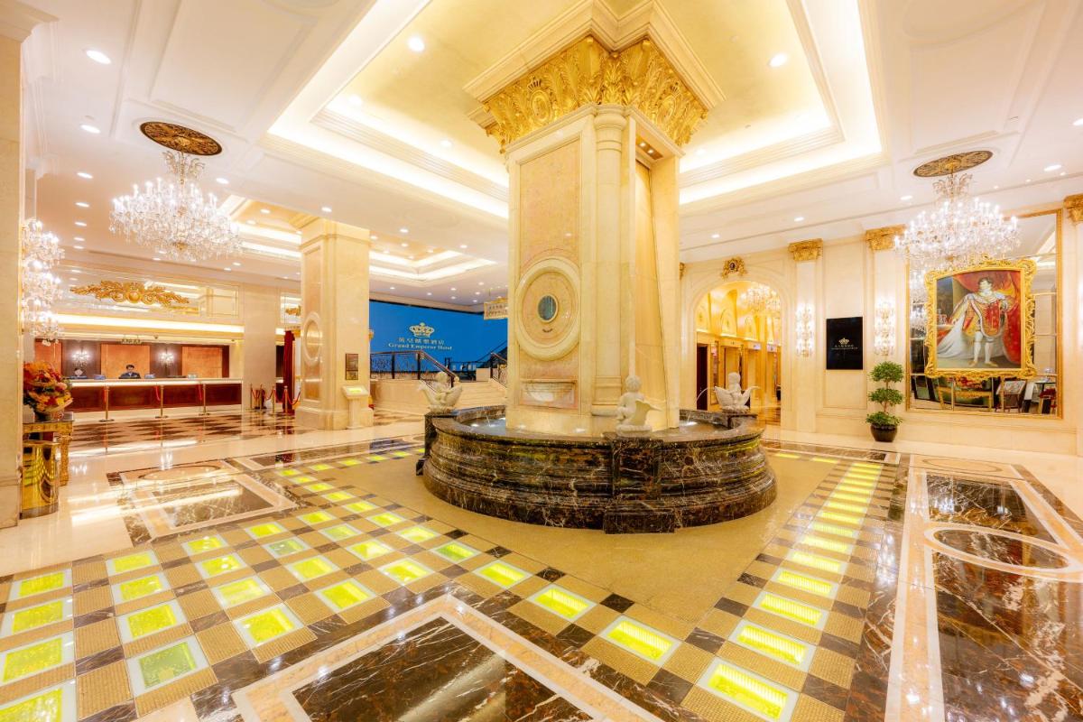Image 4 of Grand Emperor Hotel