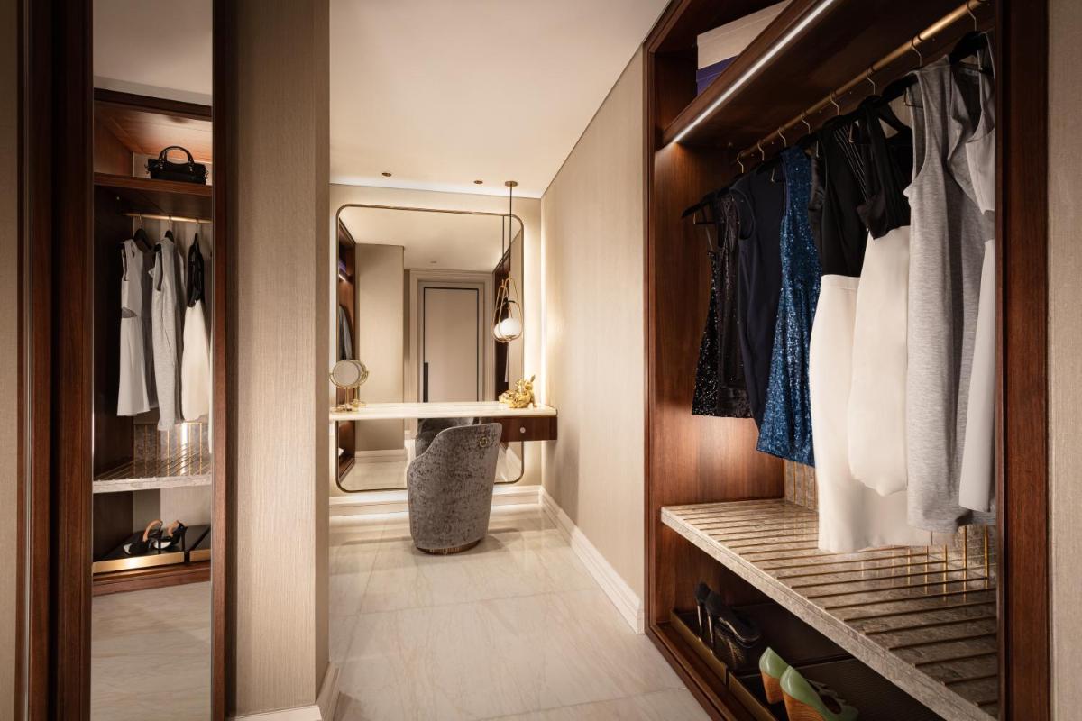 Image 2 of The Londoner Hotel